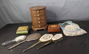 lot 186 image: Vintage Jewelry Box, Wood Music Boxes, Metal Mirrors, Metal & Plastic Hair Brushes and More X