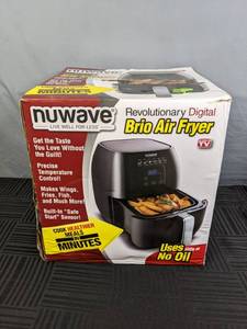 lot 157 image: Nuwave Revolutionary Digital Brio Air Fryer - 3 Quart  X