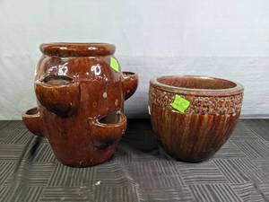 lot 158 image: 2 Pieces of Handmade Pottery   X