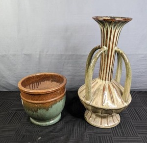 lot 159 image: BrownBlue Pot and CreamBrownRed Vase  X