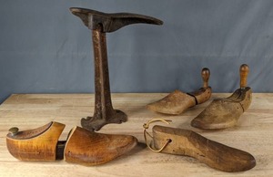 lot 175 image: Assortment of Wooden Shoe Forms and Shoe Trees Q