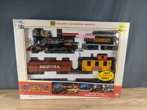 lot 176 image: 1992 New Bright Great Railroad Empire Timber Wolf & Redwood Train Set No. 189 Q