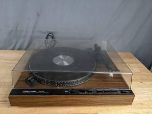 lot 230 image: Realistic Record Player Model LAB-440 Q