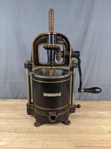 lot 212 image: Antique Cast Iron Universal Landers, Frary & Clark Sausage Stuffer Fruit Wine Lard Press Q