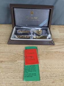 lot 254 image: Vintage Cloisonne The Colorful and Elegant Tableware Serving Spoon and Butter Knife X