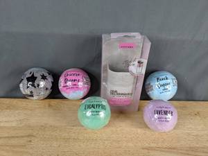 lot 242 image: Body & Earth Bath Bombs (5) & Real Techniques Stick and Store Pocket X