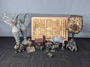 lot 346 image: A Collection of (4) Pencil Sharpeners, Piggy Banks, Wine Cork Decor, Figurines and More  W
