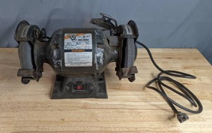 lot 423 image: Buffalo 6 Bench Grinder W