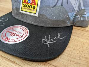 lot 10A image: 2004 NBA All Star Autographed Hat Kobe Bryant Paul Pierce Sam Cassell Basketball LA Lakers Wolves Celtics 4 Autos Y