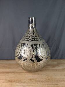 lot 54 image: Etched Mercury Glass Vase  P
