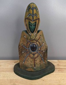 lot 6 image: Escultura Madera (Wood Sculpture), Artist Signed (Roberto Macias) P