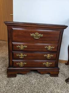 lot 26A image: Bassett Antique Dresser and Nightstand D
