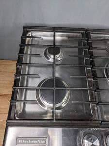 lot 16A image: KitchenAid Built In 36 Gas 5-Burner Cooktop  F