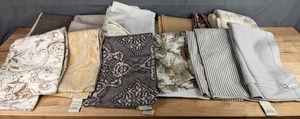 lot 446 image: Assortment of Pottery Barn Runners and Placemats F