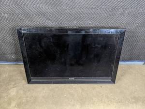 lot 478 image: 40 Inch Sony Bravia Digital Color Television  R