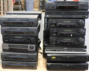 Large Lot of CDDVD Players, VCRs & Combo Units