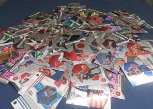 lot 15 image: SPORTS CARDS