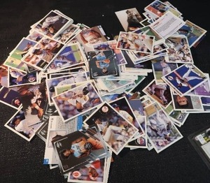 lot 44 image: SPORTS CARD LOT