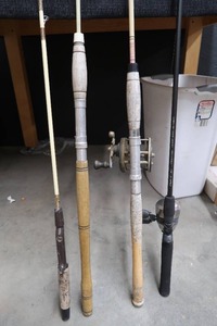 lot 75 image: VINTAGE FISHING RODS