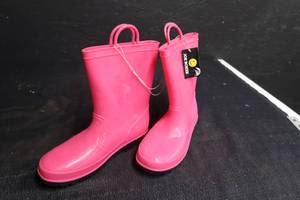 lot 102 image: YOUTH JO BOXER BOOTS
