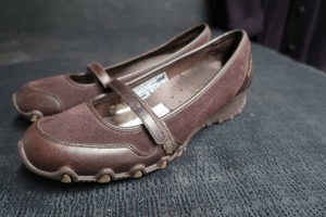 lot 116 image: WOMENS SKETCHERS, SIZE 7.5