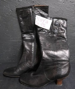 lot 117 image: NAYA BOOTS, WOMENS 4.5