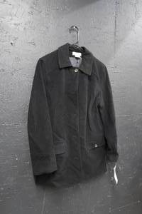lot 126 image: BRAND NEW HB II MENS COAT