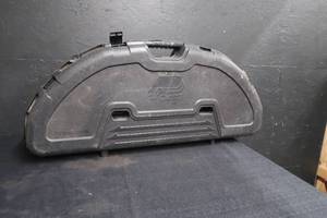 lot 129 image: PLANCO OUTDOORS BOW HARD CASE