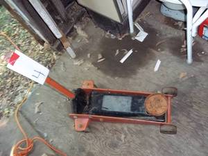 Heavy duty automotive jack...