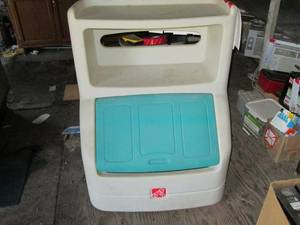 Step 2 kids toy box...