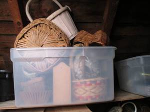 Tote of assorted wicker baskets mis...