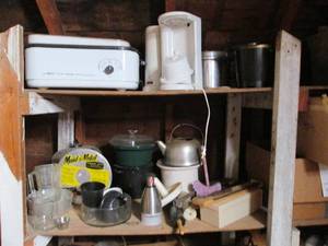 Large amount of kitchen items. Roas...