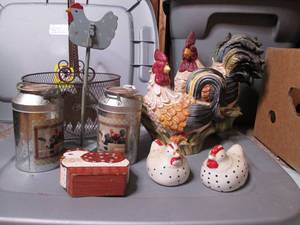 Rooster lot. See pictures...