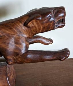 lot 35 image: Vintage Ceramic Tiger Sculpture