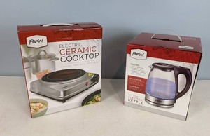 lot 44 image: NEW Parini Appliances Electric Ceramic Cooktop and Electric Kettle