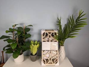 lot 67 image: (3) 2 Pack Threshold Wall Decor and Fake Plants
