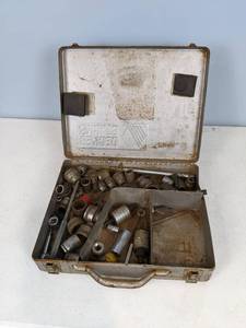 lot 92 image: An Assortment of Sockets