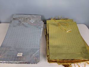 lot 131 image: Gold and Silver Paper Favor Gift Bags with Handles,13 x 16 x 4 (40 Pcs)