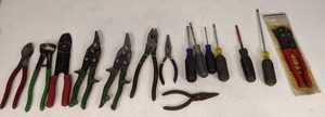 lot 147 image: Tile Nippers, Crimping Tools, Buchanan C-24 Crimp Tool, Wiss Metalmaster Right Metal Snips, Flat Nose Pliers, Screwdrivers and More