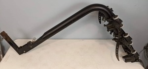 lot 244 image: Saris 3-Bike Vehicle Hitch Rack