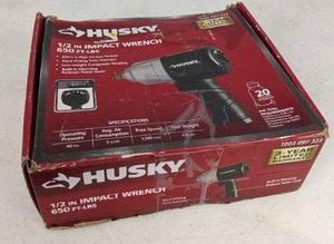 lot 237 image: Husky 12 Impact Wrench 650 Ft-Lbs