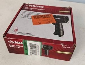 lot 235 image: Husky 38 Impact Wrench 250 Lbs. Model H4425