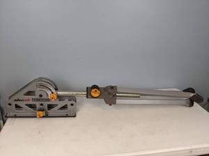 lot 306 image: Rockwell 13.5-in W x 33-in H Adjustable Metal Saw Horse (220-lb Capacity)