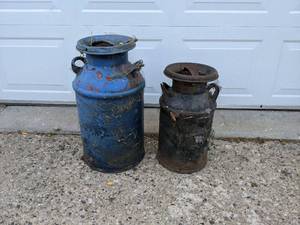 lot 285 image: Antique Milk Jugs (2)