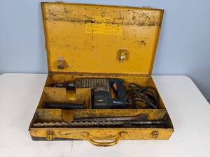 lot 8 image: AEG Rotary Hammer with Case