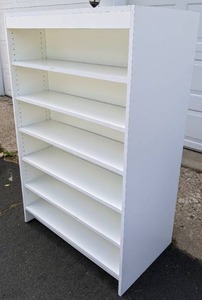 lot 230 image: White Double Sided Bookshelf, 6 Adjustable Shelves on Each Side