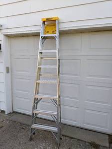 lot 292 image: Keller 8 Folding Ladder