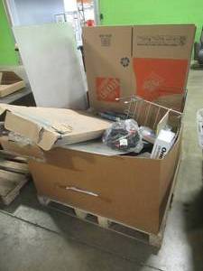 lot 540 image: Large Pallet of Miscellaneous Items Left over from the Retail Store and Warehouse. Plexiglass, Small Housewares, Fatigue Mat and More