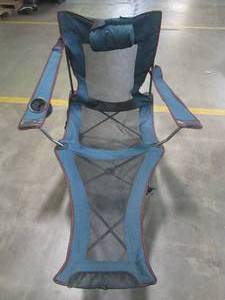 lot 553 image: Folding Outdoor Lounge Chair.  SOLD AS PICTURED