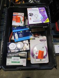 lot 6 image: WHOLESALE BIN OF SMOKE ALARMS, LIGHTS, OUTLETS & MORE (SEE PHOTOS)